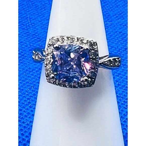 Lavender gemstone Ring, size 5, NWOT .925 sterling silver band - Picture 2 of 7